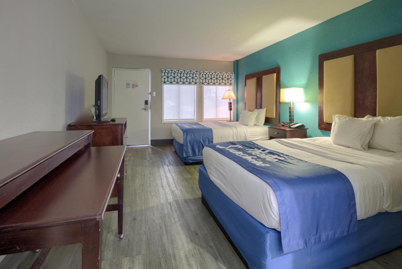 Days Inn By Wyndham Mobile I-65 Exterior photo